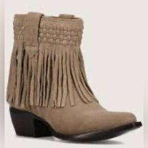 Women’s FRYE SACHA FRINGE TAUPE ANKLE BOOTS US 8.5 $358 NEW HTF